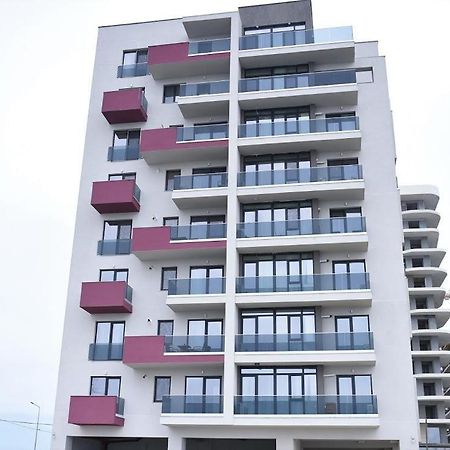 Dreamy Lake Mamaia Exterior photo