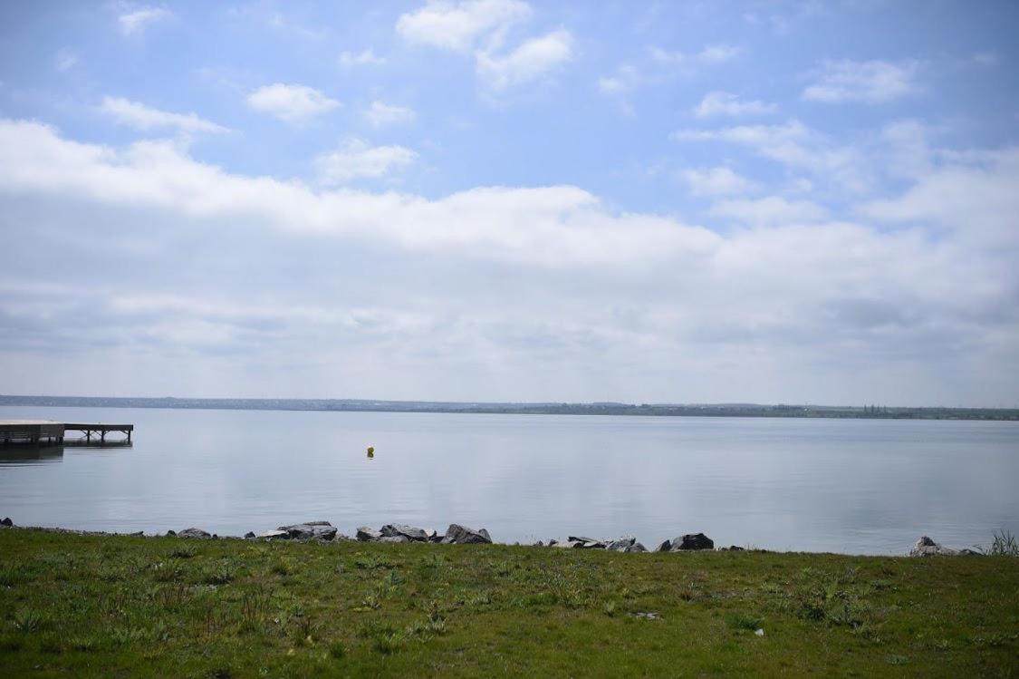 Dreamy Lake Mamaia Exterior photo