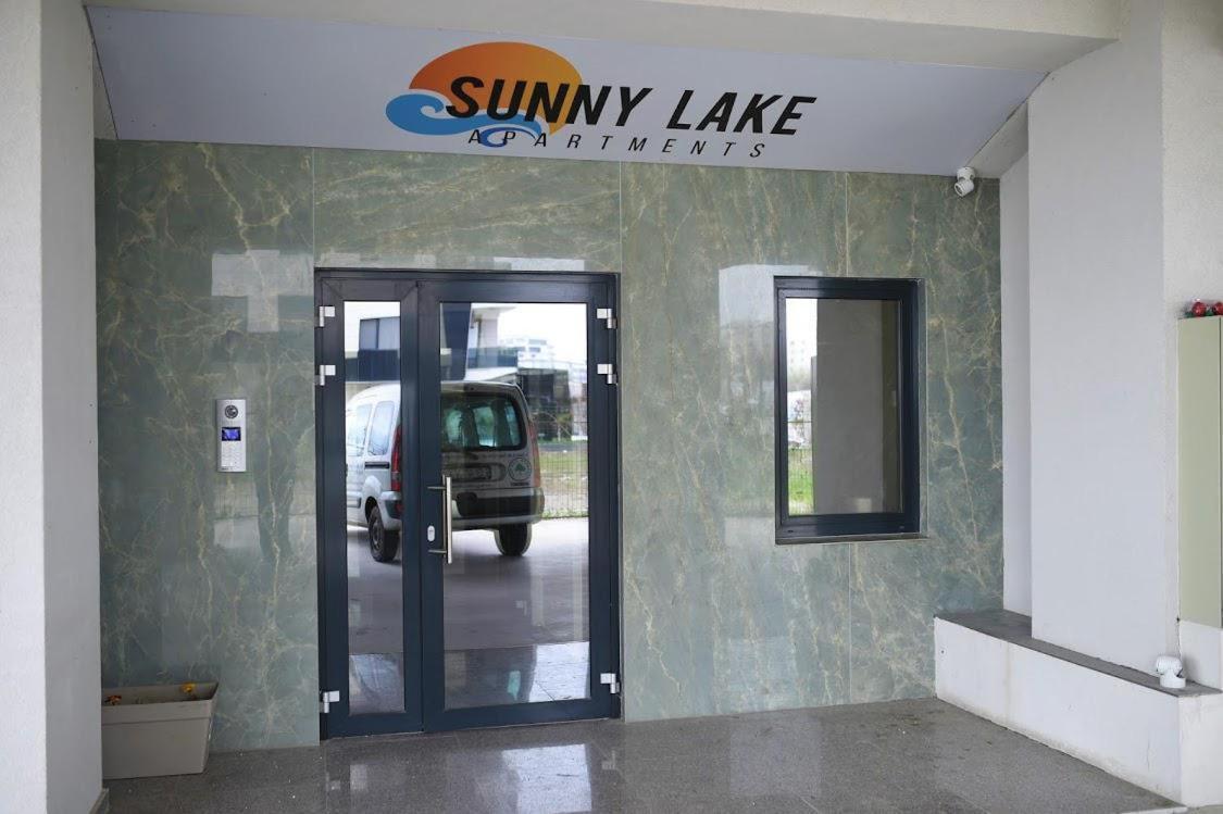Dreamy Lake Mamaia Exterior photo